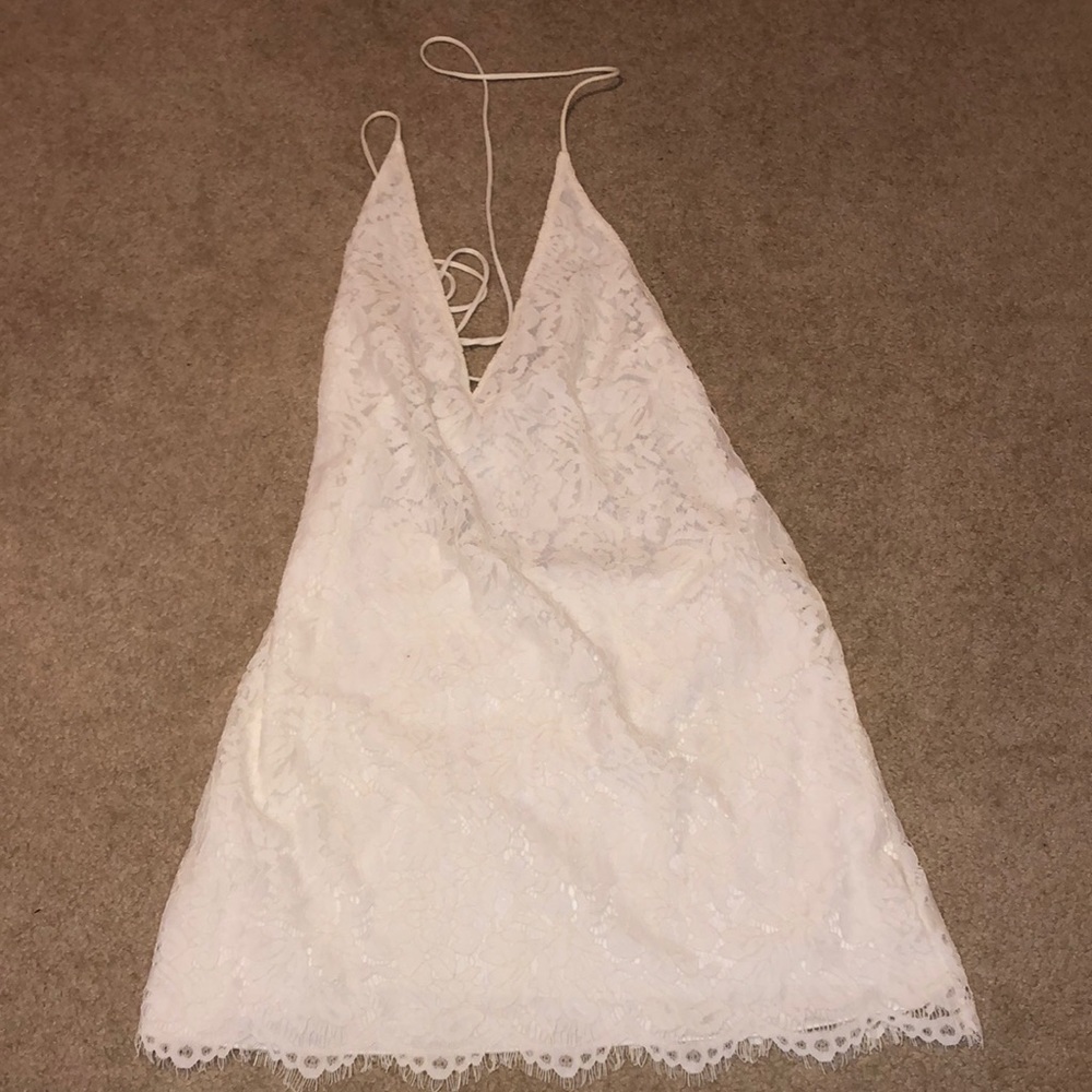 Beautiful white dress!